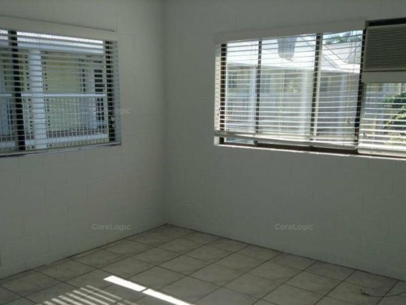 22/215 McLeod Street, Cairns North QLD 4870