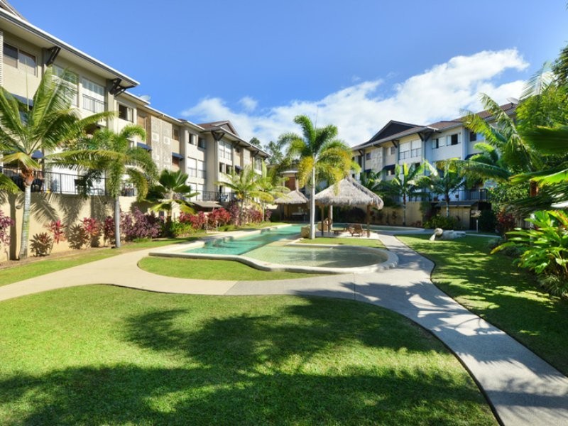 302/22 Ward Street, Mooroobool QLD 4870