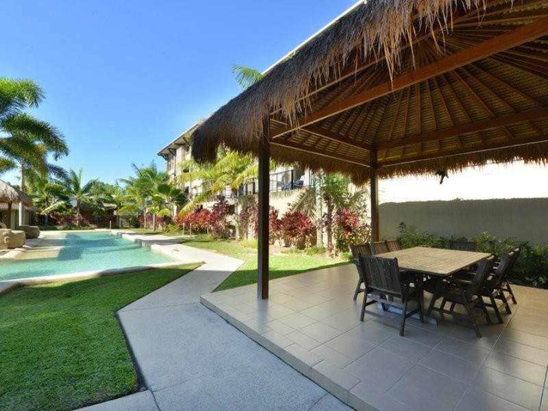 302/22 Ward Street, Mooroobool QLD 4870