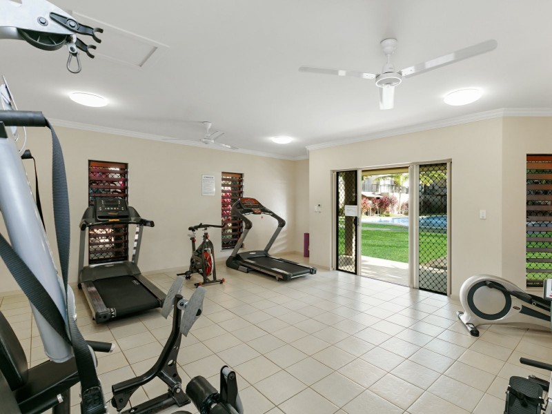 302/22 Ward Street, Mooroobool QLD 4870