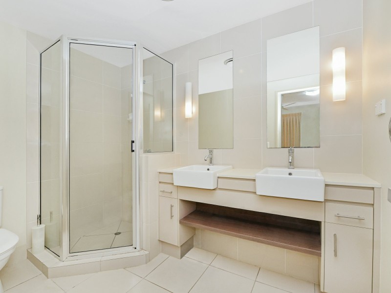 826/12-21 Gregory Street, Westcourt QLD 4870