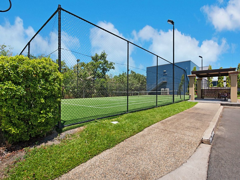 826/12-21 Gregory Street, Westcourt QLD 4870