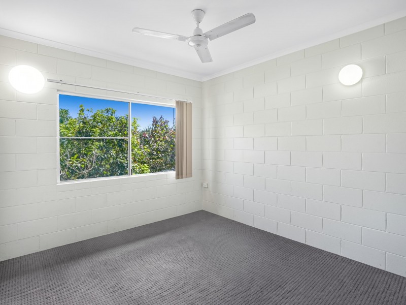 23/40-42 Old Smithfield Road, Freshwater QLD 4870