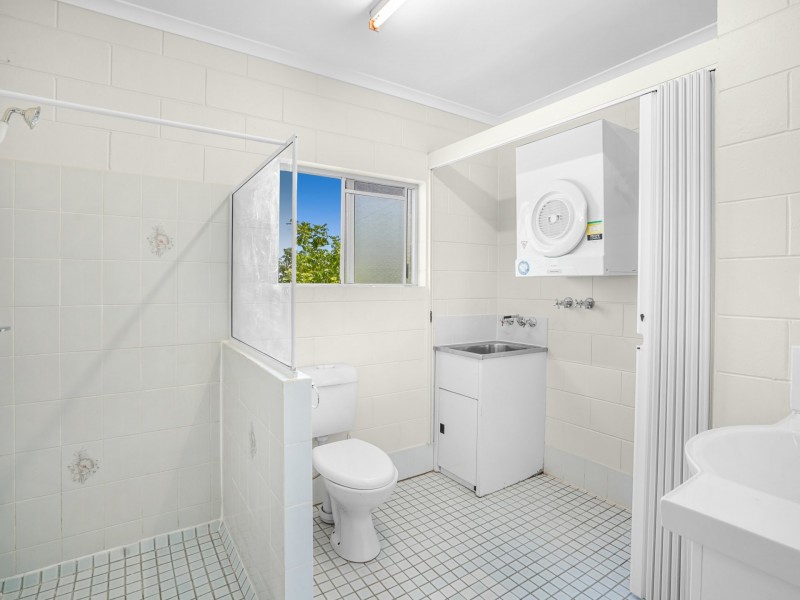 23/40-42 Old Smithfield Road, Freshwater QLD 4870