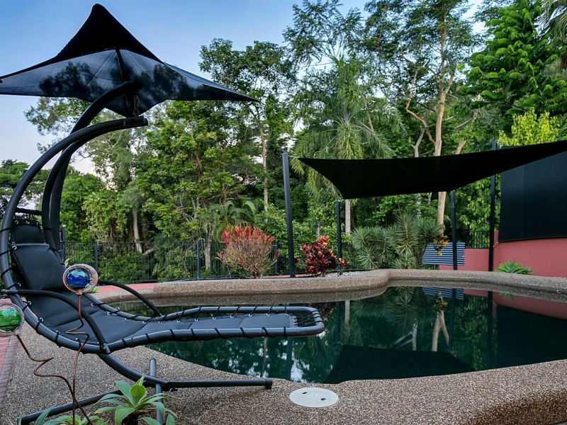 15 Slate Close, Brinsmead QLD 4870