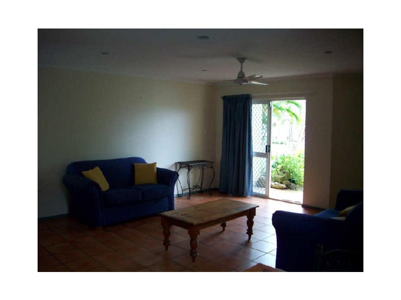 8/11 Maytown Close, Manoora QLD 4870