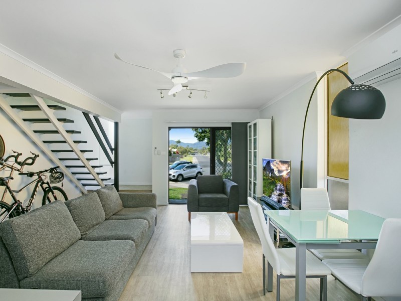 1/58-64 Mazlin Close, Edge Hill QLD 4870