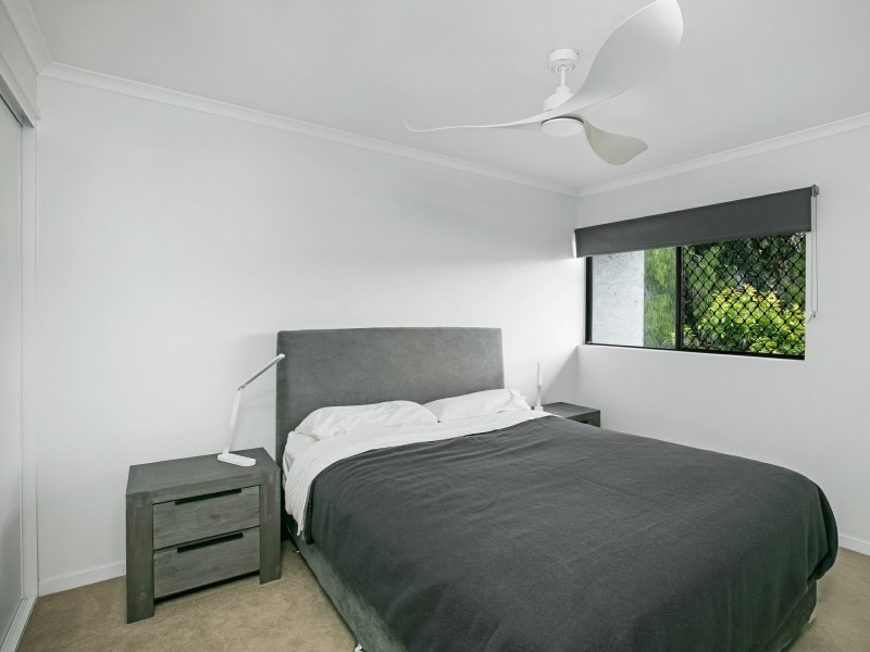 1/58-64 Mazlin Close, Edge Hill QLD 4870