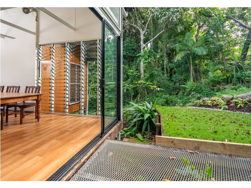 1 Raintree Place, Edge Hill QLD 4870