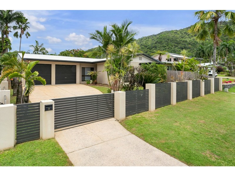 3 Iona Close, Edge Hill QLD 4870
