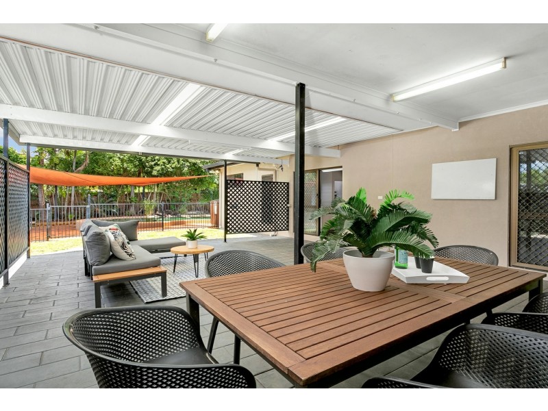 3 Iona Close, Edge Hill QLD 4870