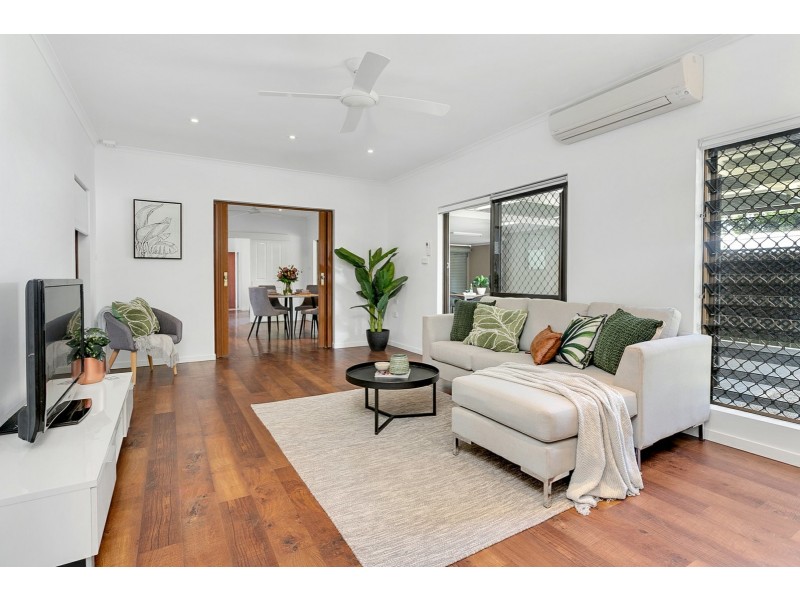 3 Iona Close, Edge Hill QLD 4870