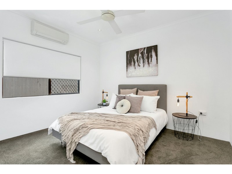 3 Iona Close, Edge Hill QLD 4870