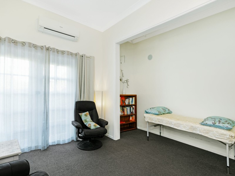 13 Anderson Street, Manunda QLD 4870