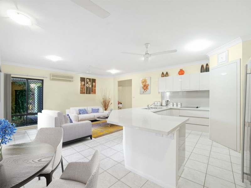 22 St Albans Close, Brinsmead QLD 4870