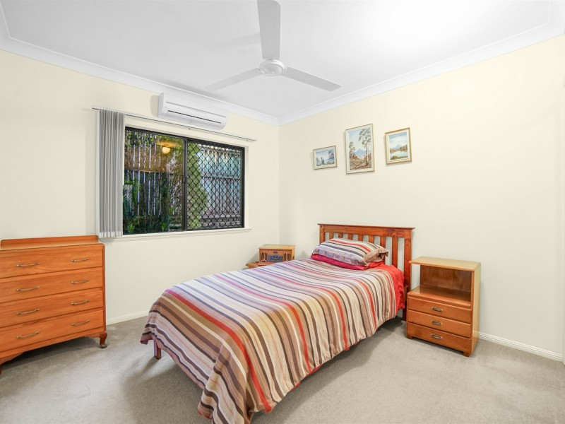 22 St Albans Close, Brinsmead QLD 4870