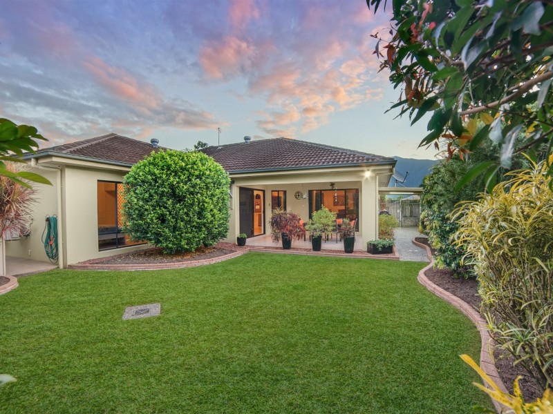 22 St Albans Close, Brinsmead QLD 4870