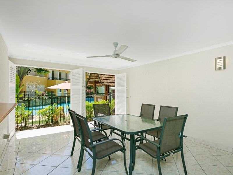 801/2 Greenslopes Street, Cairns North QLD 4870