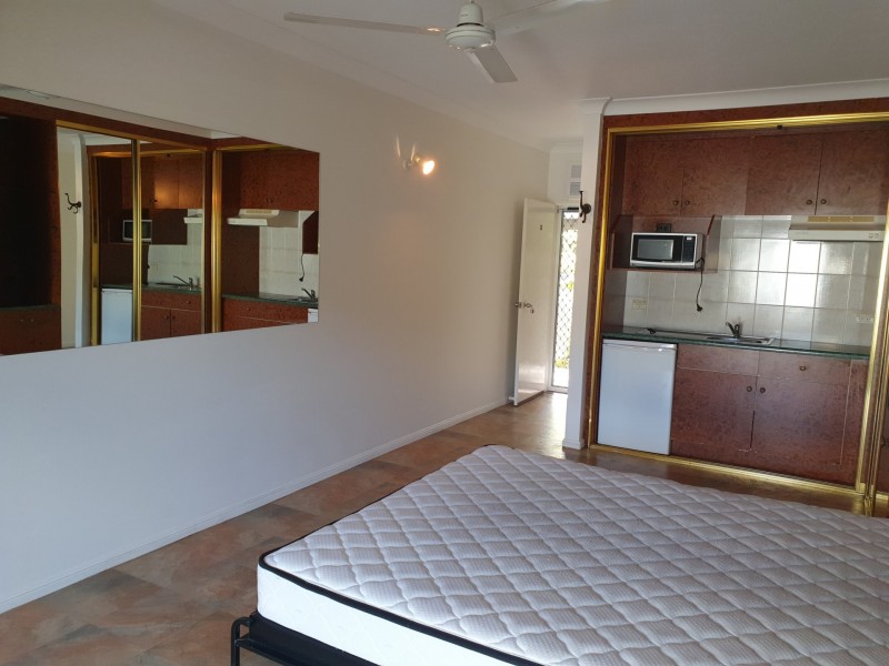 3/86 Jensen Street, Manoora QLD 4870