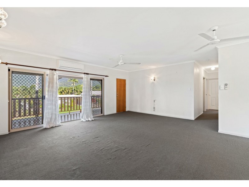 2 Guthrie Close, Bentley Park QLD 4869