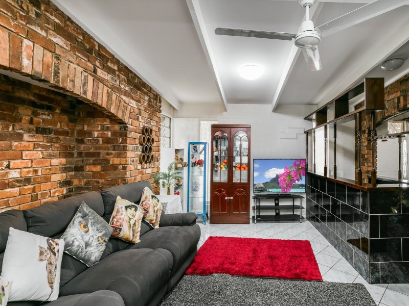 61 Birch Street, Manunda QLD 4870