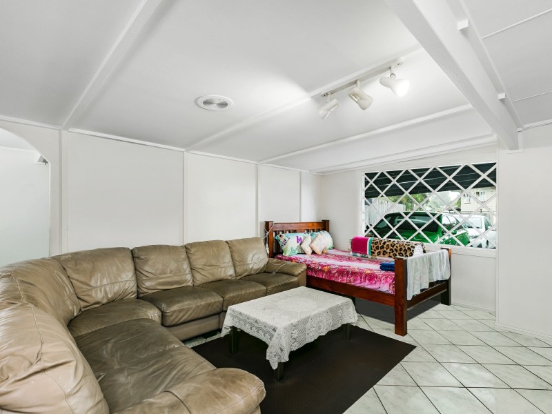 61 Birch Street, Manunda QLD 4870