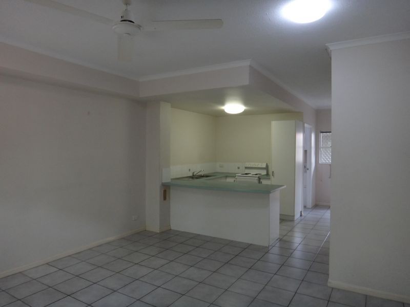 10/38 Springfield Crescent, Manoora QLD 4870