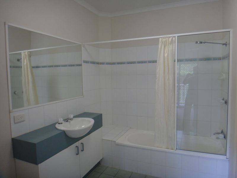 10/38 Springfield Crescent, Manoora QLD 4870