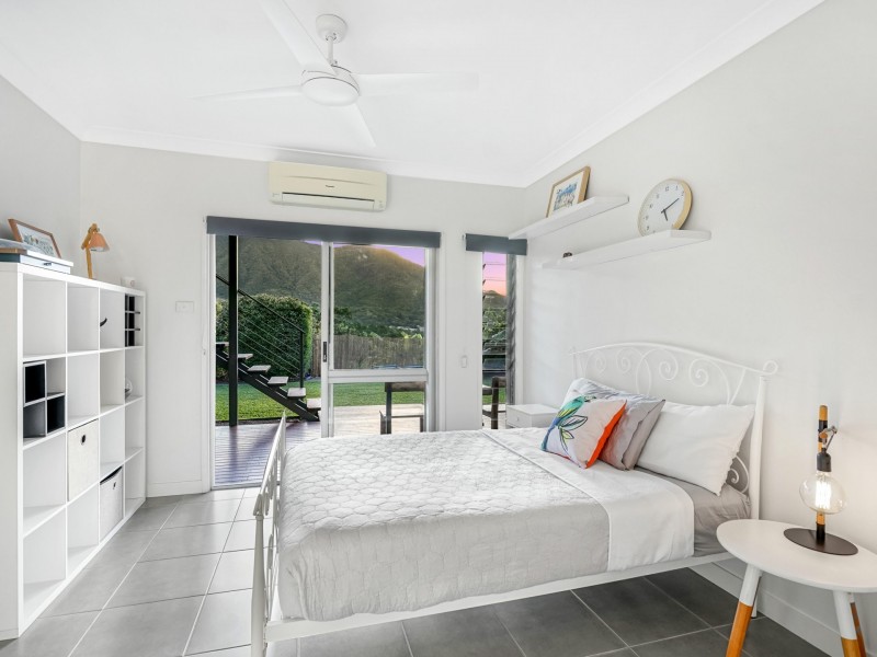 30 View Street, Brinsmead QLD 4870