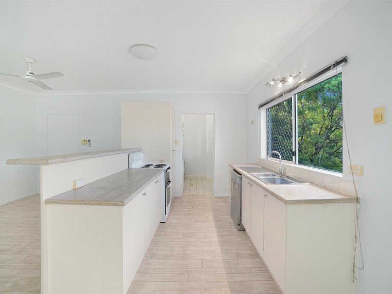 13/24-26 Springfield Crescent, Manoora QLD 4870