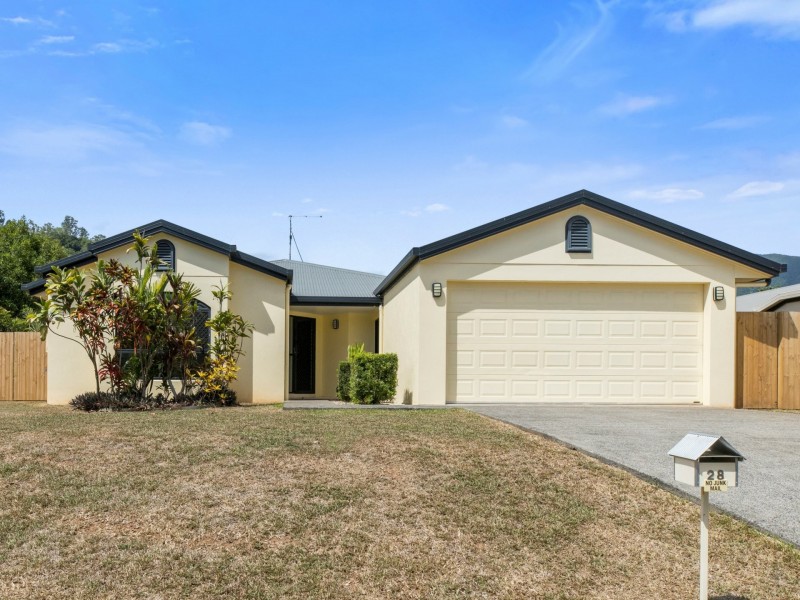 28 Shamrock Avenue, Brinsmead QLD 4870