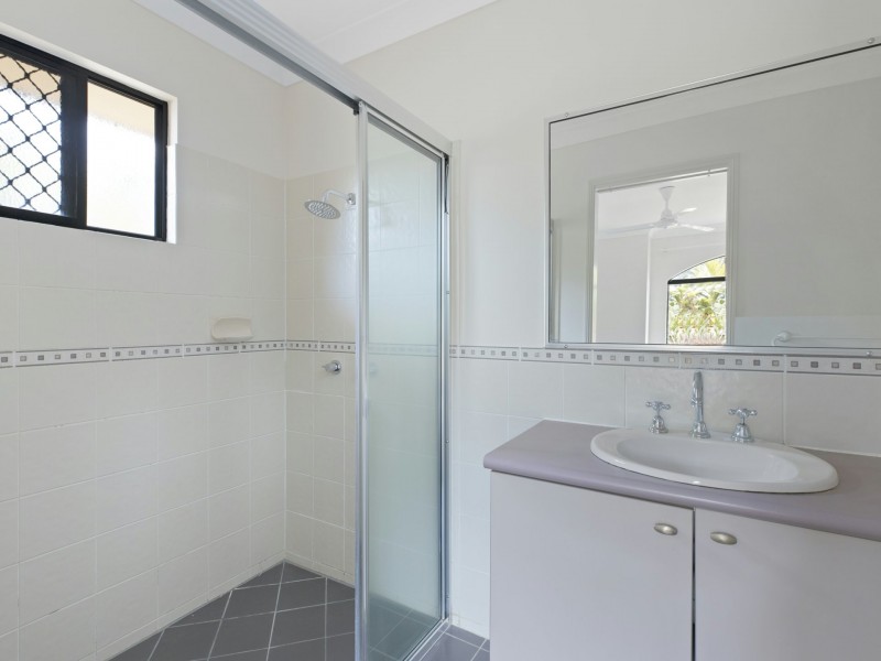 28 Shamrock Avenue, Brinsmead QLD 4870