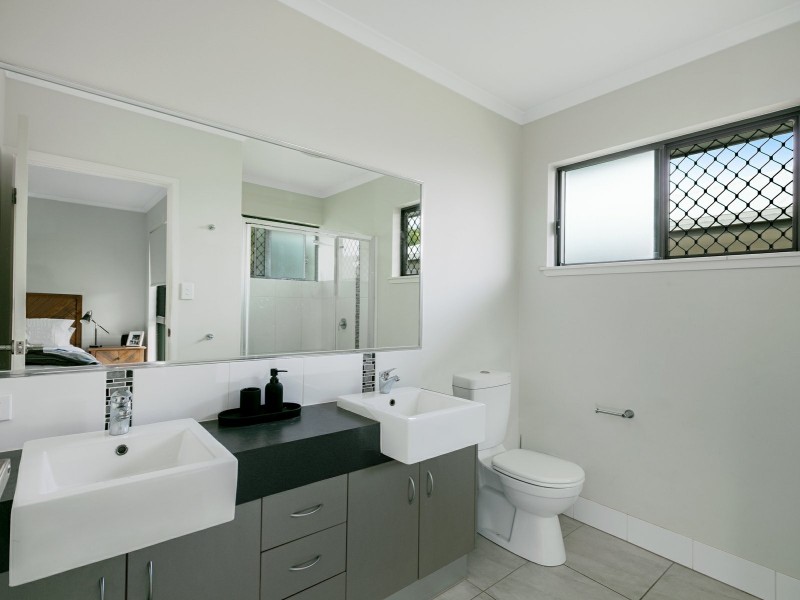 2 Mullock Place, Edmonton QLD 4869
