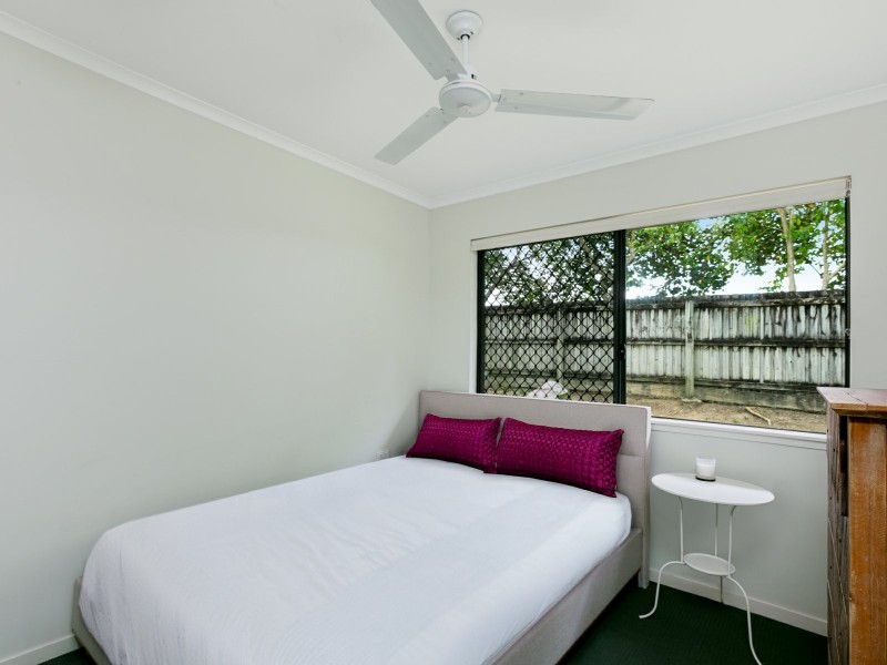 2 Mullock Place, Edmonton QLD 4869