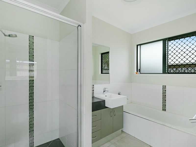 2 Mullock Place, Edmonton QLD 4869