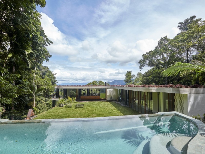 5 Planchonella Close, Edge Hill QLD 4870