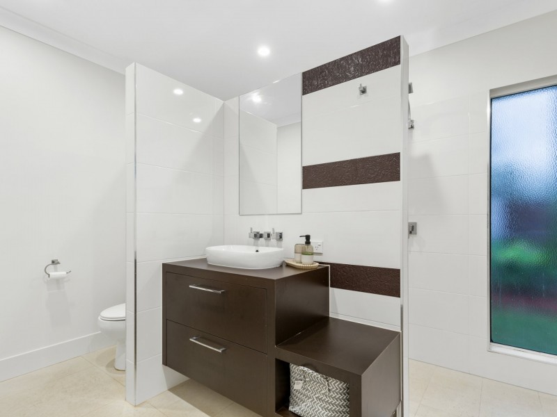 5 Raffles Avenue, Redlynch QLD 4870