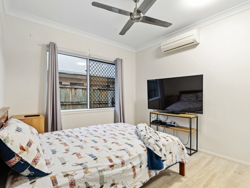 5 Raffles Avenue, Redlynch QLD 4870