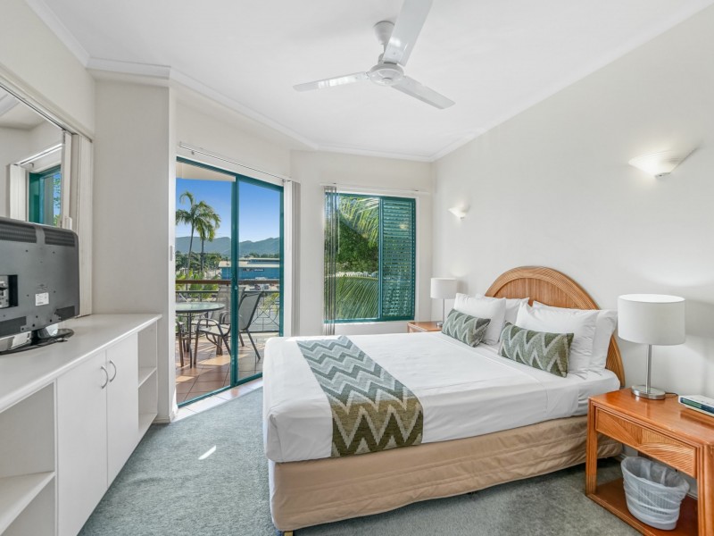 Unit 18/294-298 Sheridan Street, Cairns North QLD 4870