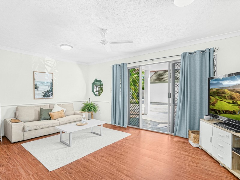 2/9 Springfield Crescent, Manoora QLD 4870