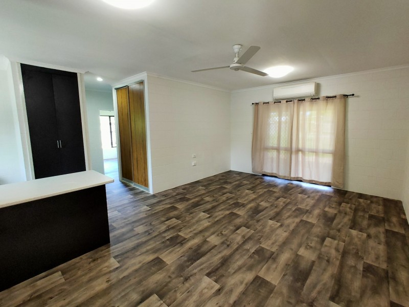 2/18 Turner Street, Whitfield QLD 4870