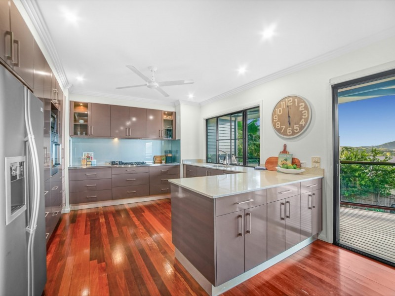 1 Grandview Crescent, Earlville QLD 4870