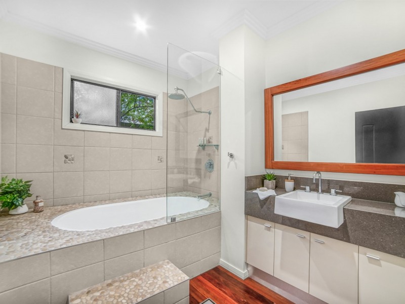 1 Grandview Crescent, Earlville QLD 4870