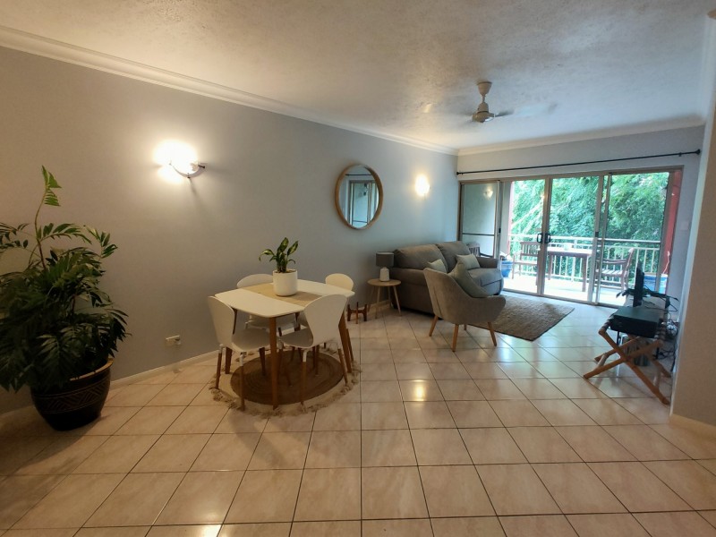 1115/2 Greenslopes Street, Cairns North QLD 4870