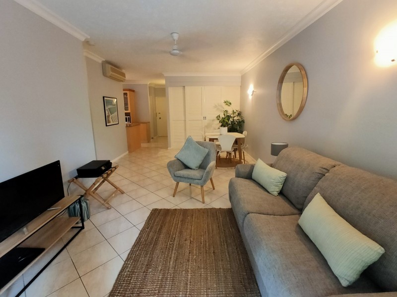 1115/2 Greenslopes Street, Cairns North QLD 4870