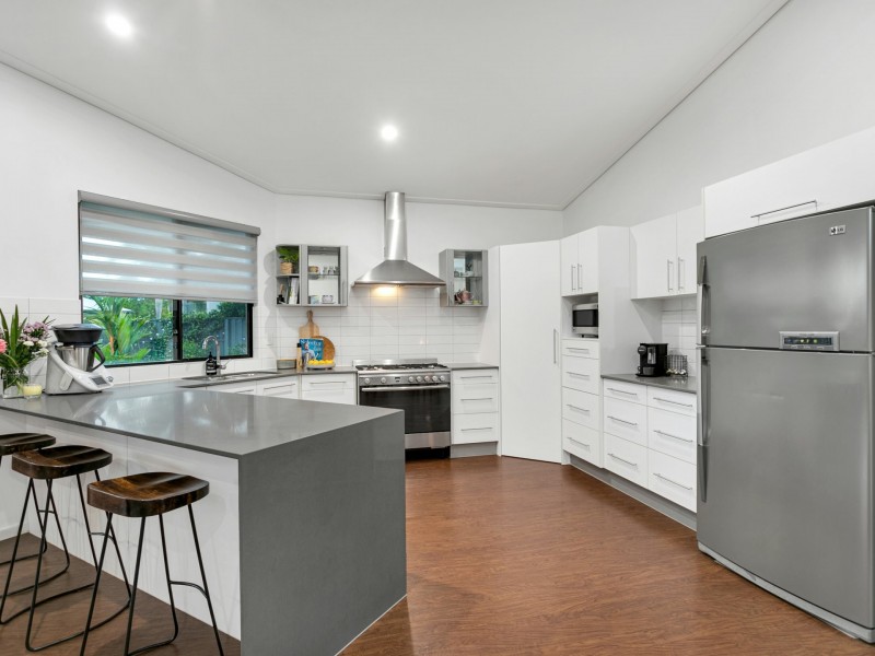 8 Bushlark Place, Smithfield QLD 4878