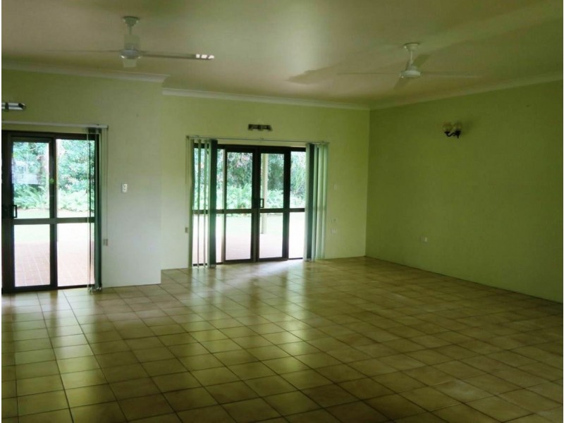 90 Ravizza Drive, Edmonton QLD 4869