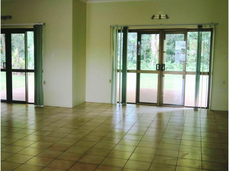 90 Ravizza Drive, Edmonton QLD 4869