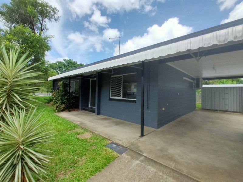 3 Mulligan Street, Manoora QLD 4870