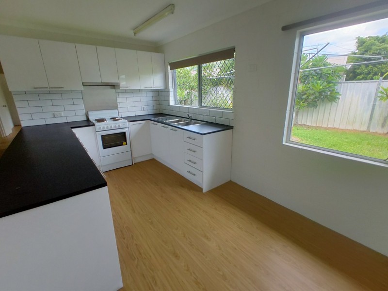 3 Mulligan Street, Manoora QLD 4870